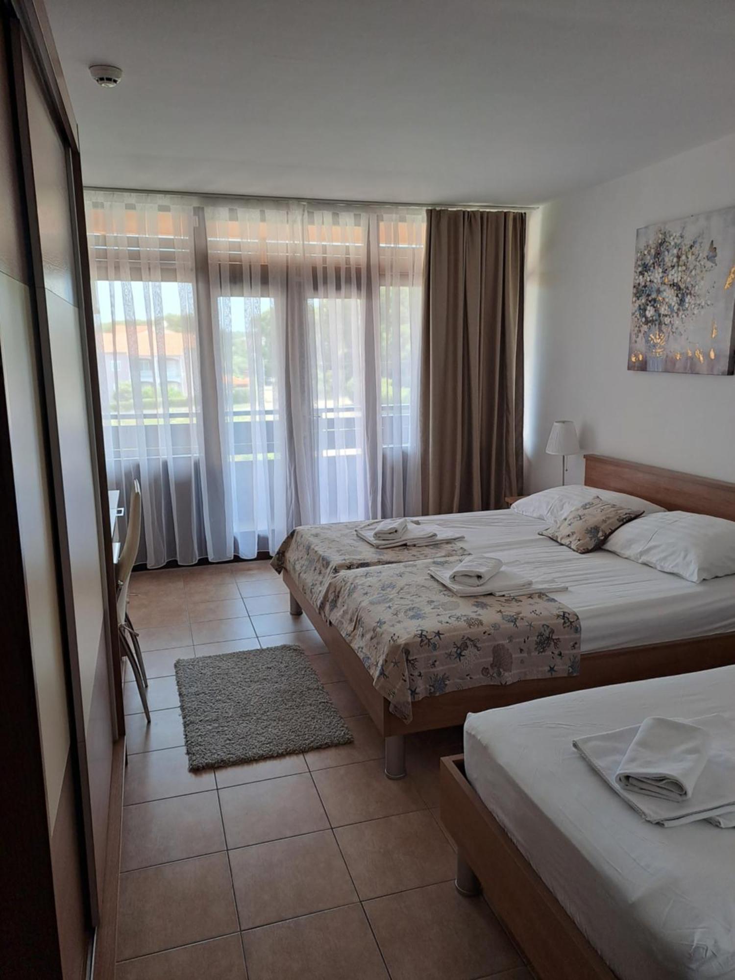 Hotel Albamaris Biograd Na Moru Eksteriør bilde